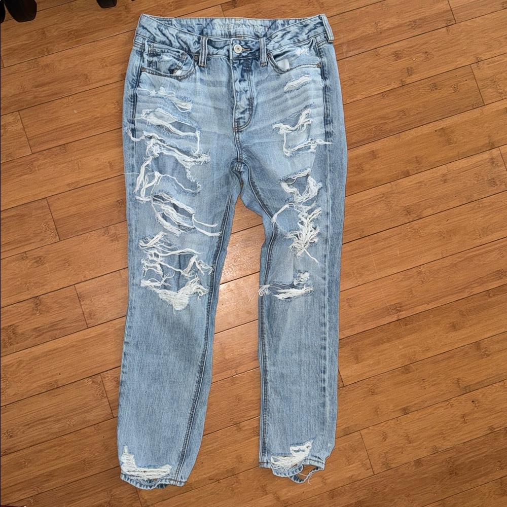 Light Blue Distressed Women’s Jeans